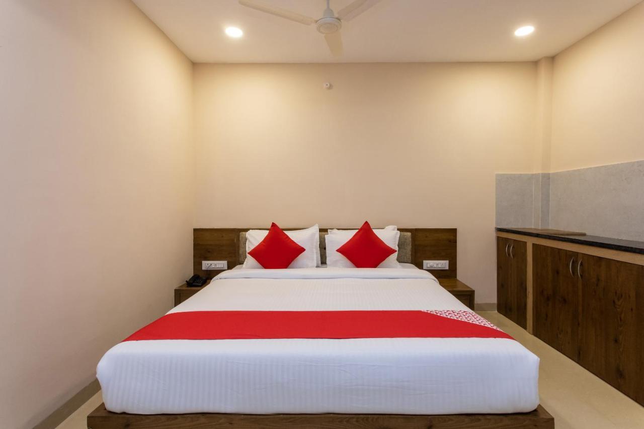 OYO 75956 Hotel Grand Rourkela Buitenkant foto